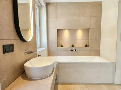 Ein Badezimmer in der Unterkunft Lychenseevilla mit Seeblick, Wintergarten, Kamin und Sauna