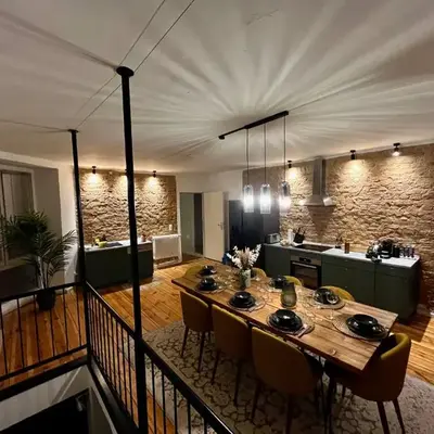 Cozy Voyage - Stylish 135m2 for up to 9 people in Kudamm