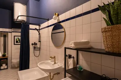 Ein Badezimmer in der Unterkunft Luxury Apartment, Space for 7! Central Location Neukölln & Kreuzberg