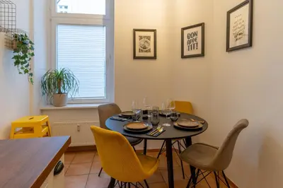 Grundriss der Unterkunft Luxury Apartment, Space for 7! Central Location Neukölln & Kreuzberg