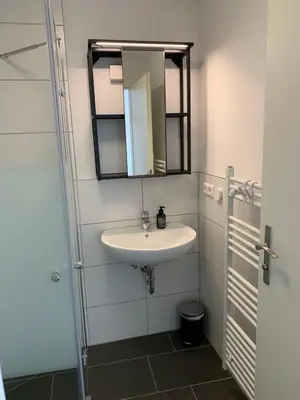 Ein Badezimmer in der Unterkunft Seenland Fewo - 5