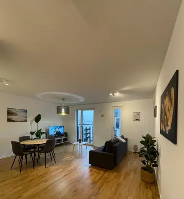 Ein Sitzbereich in der Unterkunft Gemütliches Apartment am BER Flughafen