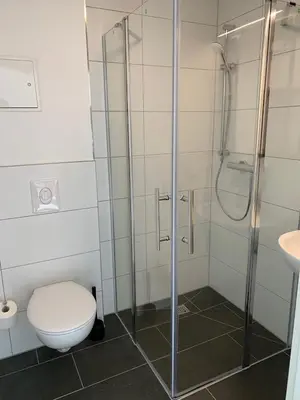 Ein Badezimmer in der Unterkunft Seenland Fewo - 4