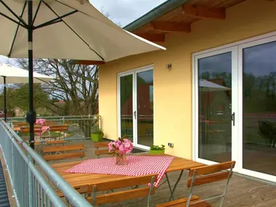 Ein Balkon oder eine Terrasse in der Unterkunft Ferienwohnungen Meyerhoff Temmen