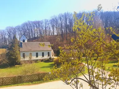 Ein Garten an der Unterkunft Die Malche Gäste und Tagungshaus 27
