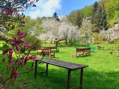 Ein Garten an der Unterkunft Die Malche Gäste und Tagungshaus 26