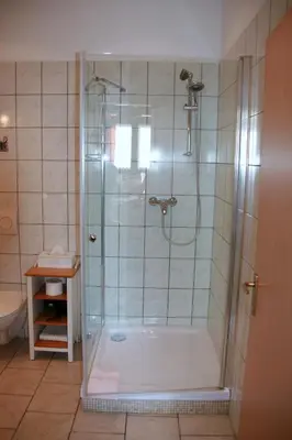 Ein Badezimmer in der Unterkunft Romantik Landhaus & Pension Klaps Liebling
