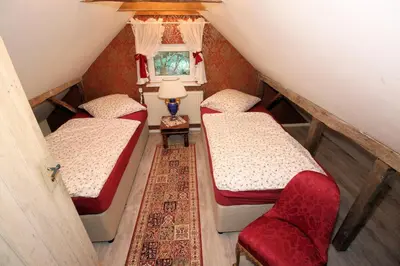 Ein Bett oder Betten in einem Zimmer der Unterkunft Berlinurlaub im Grünen, 6 Betten, Pool, Sauna, Spielplatz, Grill, Tischtennis