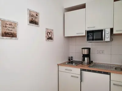 Küche/Küchenzeile in der Unterkunft Hogulu - unweit der Jahrtausendbrücke Appartement 8