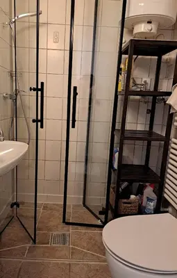 Ein Badezimmer in der Unterkunft Berlin Urlaub im Grünen