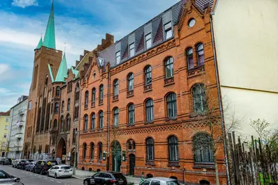 Das Gebäude in dem sich die Ferienwohnung befindet