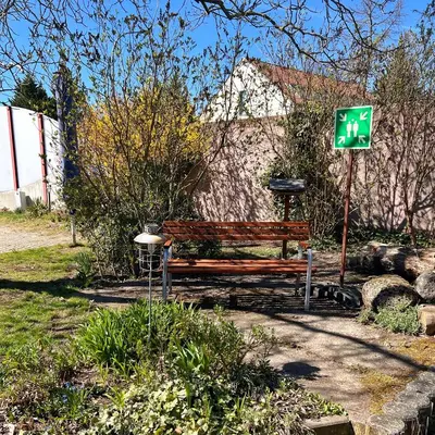 Ein Garten an der Unterkunft Das Jaartn - Boardinghouse Appartements & Ferienwohnung