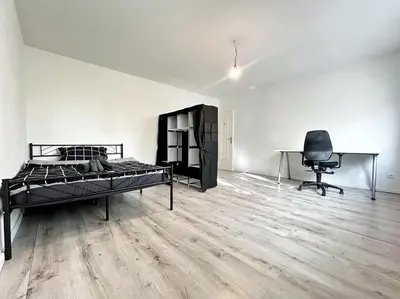 Ein Bett oder Betten in einem Zimmer der Unterkunft HolidayHome Aparments I Spaceous Room in BER-Reinickendorf, 1 Min. to Metro Station