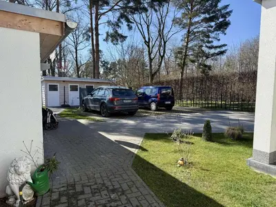 Ein Garten an der Unterkunft MontiRooms- Apartment nahe Berlin & Natur
