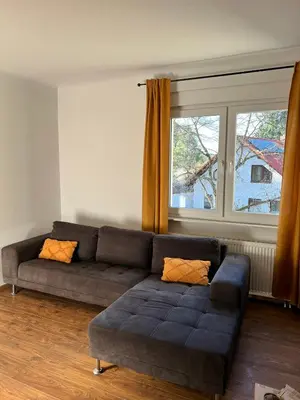 Ein Sitzbereich in der Unterkunft Geräumig, modern und perfekt angebunden!