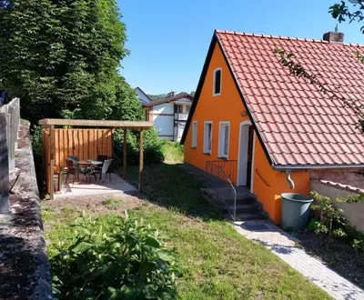 Ein Garten an der Unterkunft Ferienwohnung in Buckow Märkische Schweiz