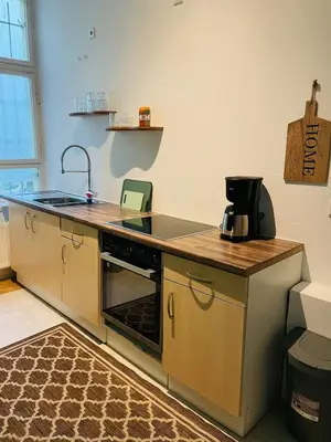 Küche/Küchenzeile in der Unterkunft Stylish Wohnen in Prenzlauer Kiez nähe Mauerpark
