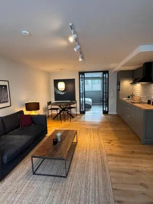 TV/Unterhaltungsangebot in der Unterkunft Neue 2 Zimmer Wohnung im Grünen mit Terrasse und Platz