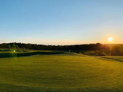 Blick auf den Sonnenuntergang/Sonnenaufgang von der Ferienwohnung aus oder aus der Nähe