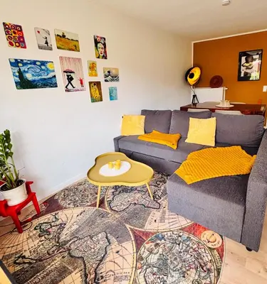 Ein Sitzbereich in der Unterkunft Ferienhaus Nähe Strandbad