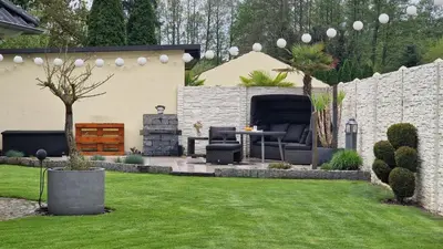 Ein Garten an der Unterkunft Ferienwohnung EDITH