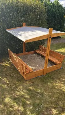 Ein Garten an der Unterkunft Ferienhaus Im Wäldchen in See Nähe
