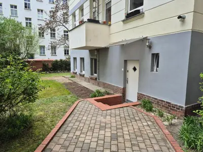 Das Gebäude in dem sich die Ferienwohnung befindet
