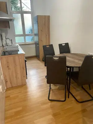 Küche/Küchenzeile in der Unterkunft Sehr zentrale Wohnung für bis zu 6 Gäste - Nah gelegen zum Kurfürstendamm, Potsdamer Platz und Kreuzberg in 10 Minuten