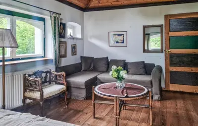 Ein Sitzbereich in der Unterkunft 2 Bedroom Gorgeous Home In Stechlin