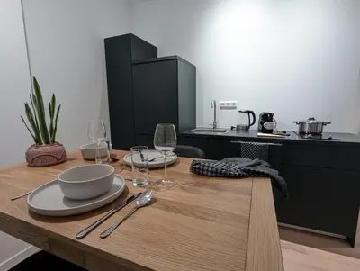 Küche/Küchenzeile in der Unterkunft Neue Kiezwohnung im Hinterhof