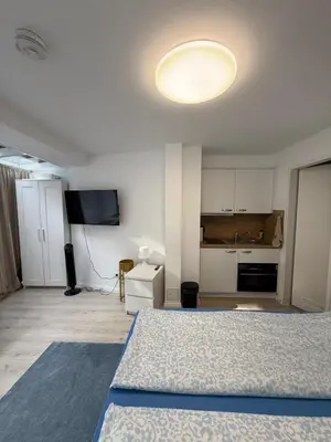 Ein Bett oder Betten in einem Zimmer der Unterkunft Gesundbrunnen-2