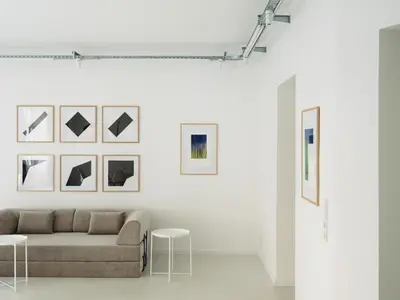 Ein Sitzbereich in der Unterkunft NOOK x Salon - Gallery-Apartment in Friedrichshain