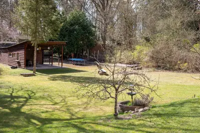 Ein Garten an der Unterkunft Ferienhaus Neuland 4 - Entspannung in Seenähe