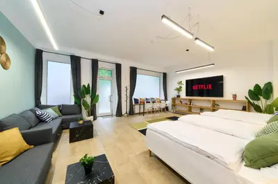 Ein Sitzbereich in der Unterkunft Apartment nähe Mauerpark - 65 QM