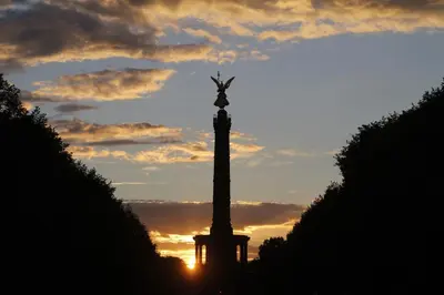 Blick auf den Sonnenuntergang/Sonnenaufgang von der Pension aus oder aus der Nähe