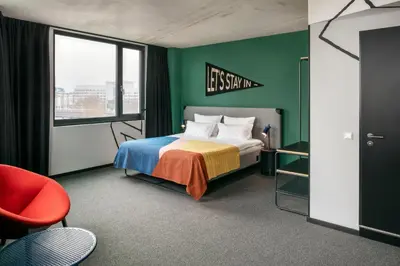 Ein Bett oder Betten in einem Zimmer der Unterkunft The Social Hub Berlin Alexanderplatz Extended Stay
