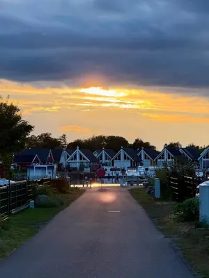 Blick auf den Sonnenuntergang/Sonnenaufgang von des Ferienhauses aus oder aus der Nähe