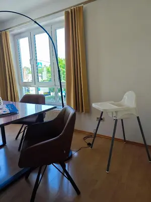 Ein Sitzbereich in der Unterkunft Ferienwohnung Bad Saarow 