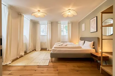 Ein Bett oder Betten in einem Zimmer der Unterkunft Urban Base Apartment for 9 in Berlin Mitte