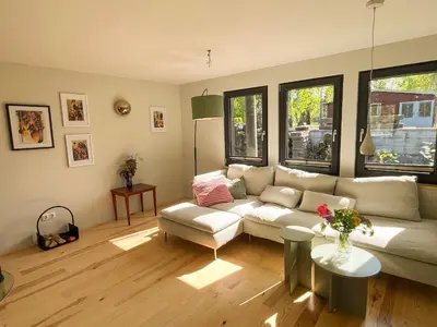 Ein Sitzbereich in der Unterkunft Haus 1 am Grimnitzsee - erstklassiges Design, mit eigenem Garten und nah am See
