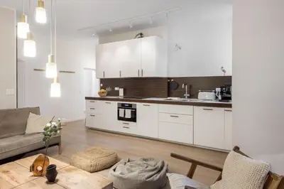 Küche/Küchenzeile in der Unterkunft Large and Central Boutique 5-Bedroom Berlin Apartment
