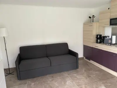 Küche/Küchenzeile in der Unterkunft 2 Bungalows in Motzen bei Berlin nur 300 m vom See und Strandbad entfernt
