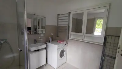 Ein Badezimmer in der Unterkunft Kleines Haus am Wald