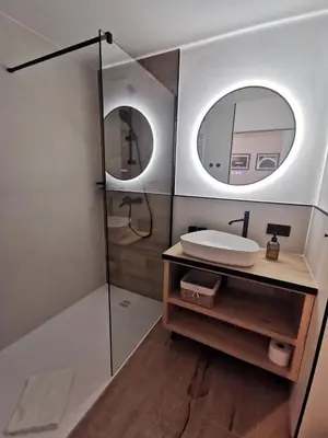 Ein Badezimmer in der Unterkunft Pension Zum Stellmacher
