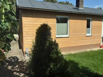 Das Gebäude in dem sich das Ferienhaus befindet