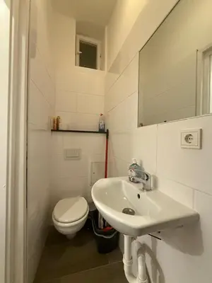 Ein Badezimmer in der Unterkunft Beautiful apartment in Berlin8