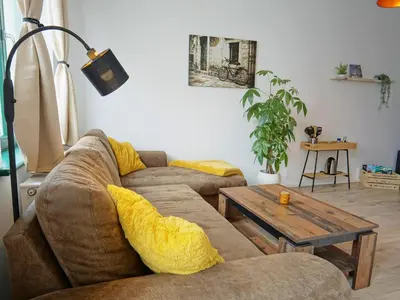 Ein Sitzbereich in der Unterkunft Hogulu - 2 - RAUM - App 13 mit Balkon im Herzen der Altstadt