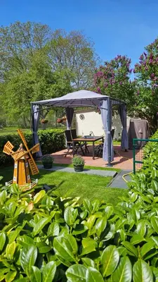 Ein Garten an der Unterkunft Ferienwohnung Zur Ziegelei
