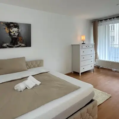 HolidayHome Apartments I Friedrichshain - Spacious Private Room