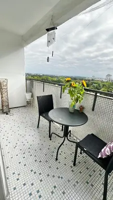 Ein Balkon oder eine Terrasse in der Unterkunft 2,5 Zimmer Wohnung in der Nähe Flughafen Schönefeld
